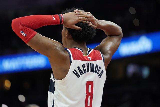 希尔德7三分砍27分库里20分 勇士大胜爵士41分