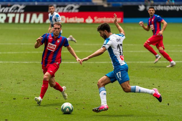 39岁C罗罚进点球 第200次主罚打进169球历史第一